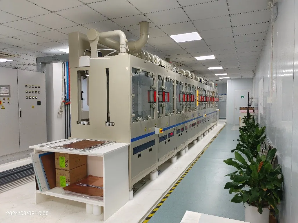 垂直显影、蚀刻、去膜线